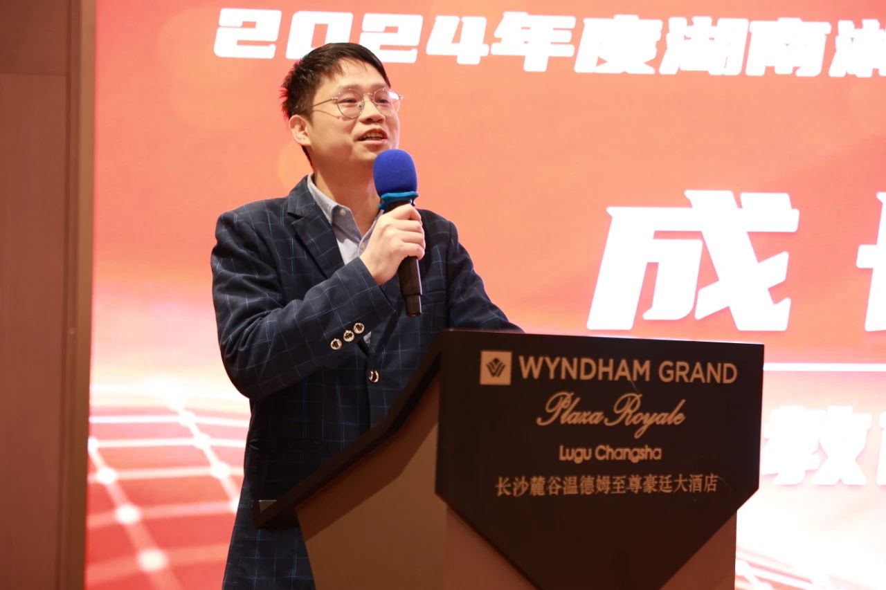 1749188446516911.jpg f5d98c70e258f83db33a881782f96b64.jpg